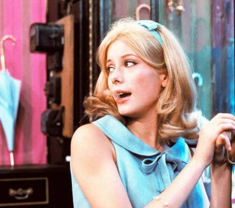 le-parapluies-de-cherbourg-filmbeeld